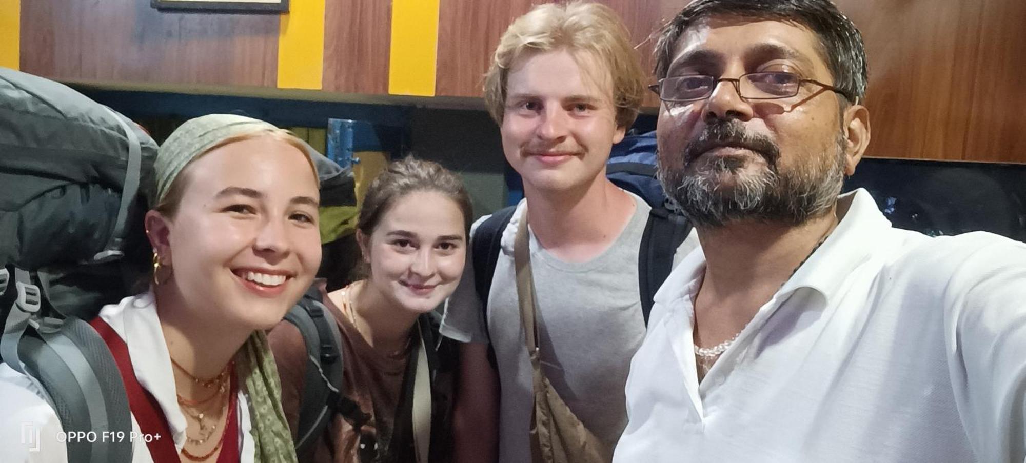 Home Stay Suraj Inn バラナシ エクステリア 写真