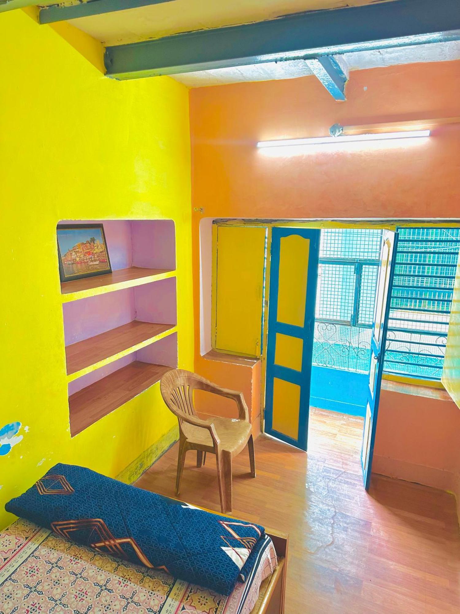 Home Stay Suraj Inn バラナシ エクステリア 写真