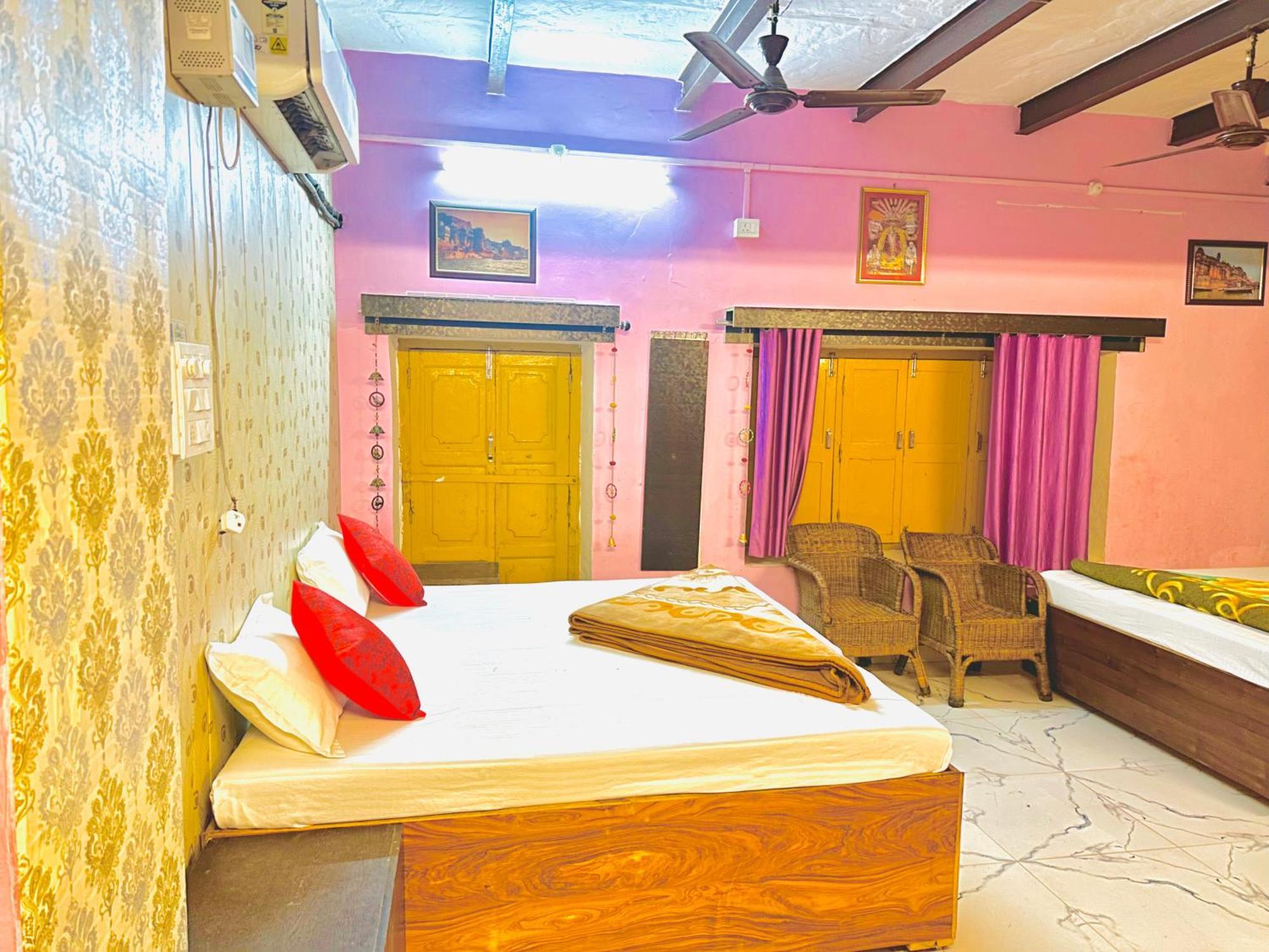 Home Stay Suraj Inn バラナシ エクステリア 写真
